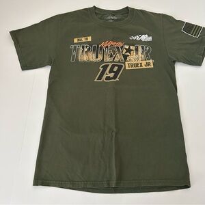 Joe Gibbs Racing Martin Truex Jr. Olive Green Graphic T-Shirt Size Small